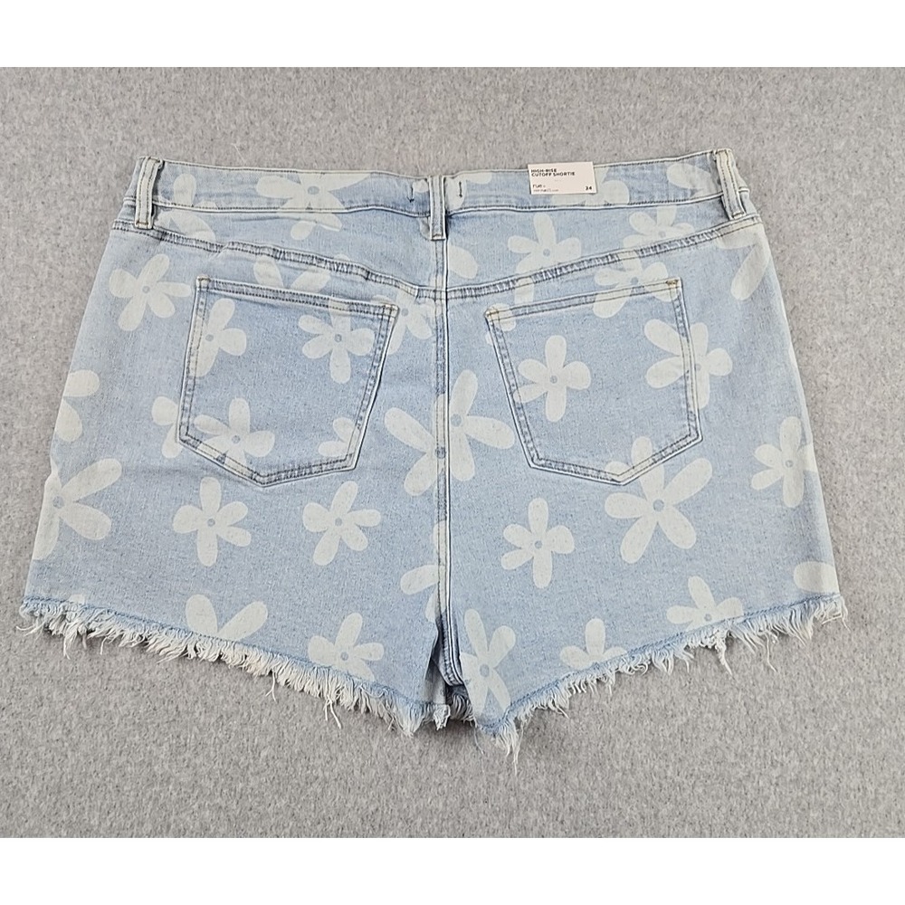 Rue 21 Womens Size 24 Denim High Rise Cut Off Jean Shorts Blue Flower Print NWT - Picture 3 of 6